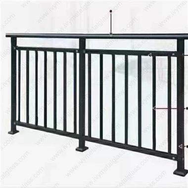 Lan can nhôm ban công