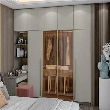 Tủ quần áo cửa đóng